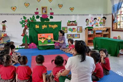 Câu chuyện “Cháu chào ông ạ!”