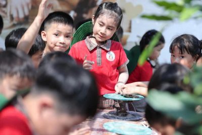 Trường mầm non Nghĩa Kỳ tổ chức cho trẻ 5 – 6 tuổi tham quan trải nghiệm tại Trang trại vui vẻ – HAPPY FARM